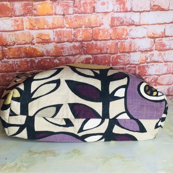 Annika in Chautauqua Handmade Canvas Bird Print Market Tote - Picture 6 of 9